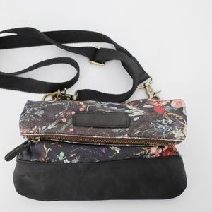 House of Flynn Cross Body Purse